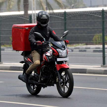 Traffic Department Organizes Awareness Lecture for Delivery Drivers